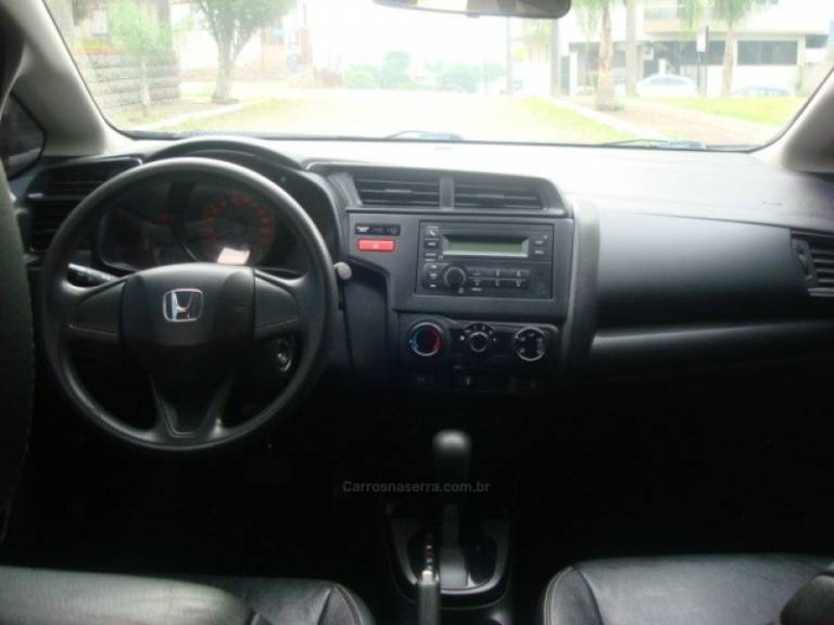 HONDA - FIT - 2014/2015 - Prata - R$ 49.000,00